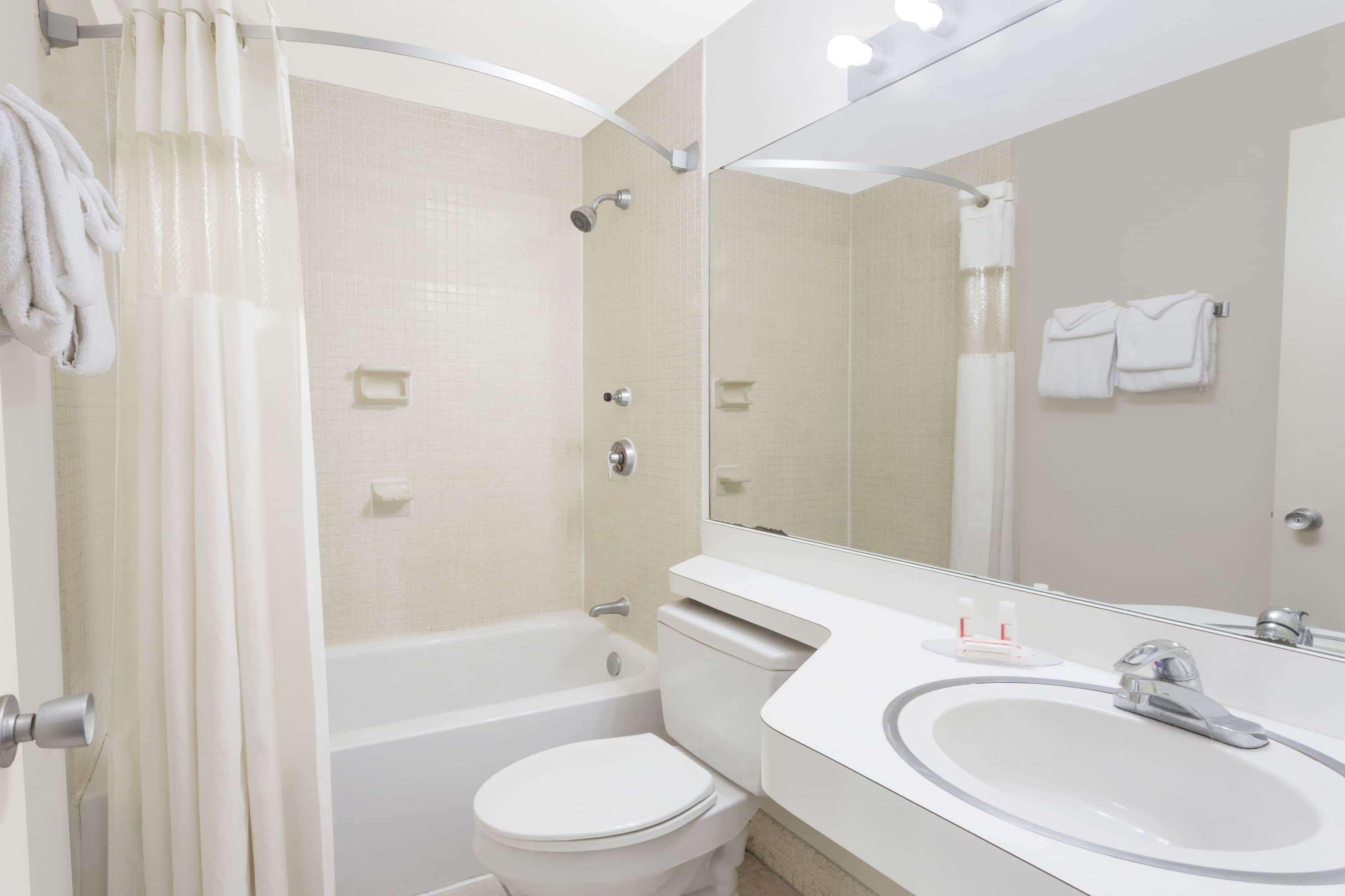 Howard Johnson By Wyndham Vero Beach / Downtown Buitenkant foto